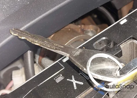 2015 Nissan Versa 1.6 S+ z USA, uszkodzony, nr VIN 3N1CN7AP7FL927126